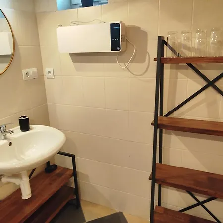 Harmony Bed & Breakfast 3*